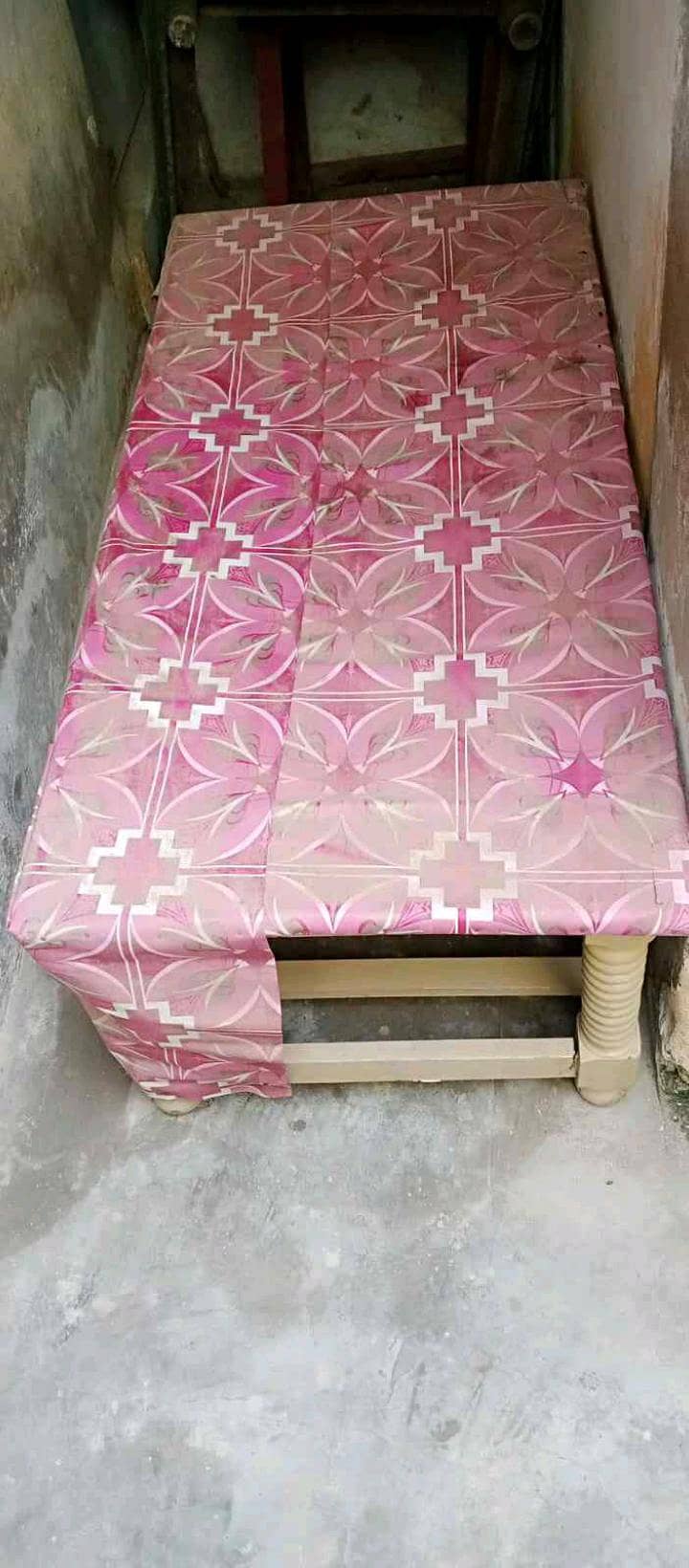 TABLE FOR ANY USE 3