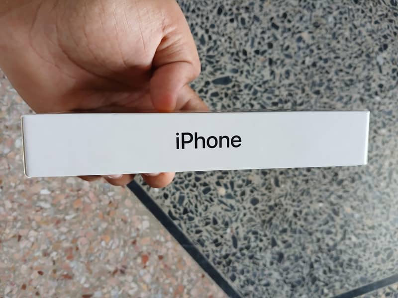 Apple iPhone SE 3