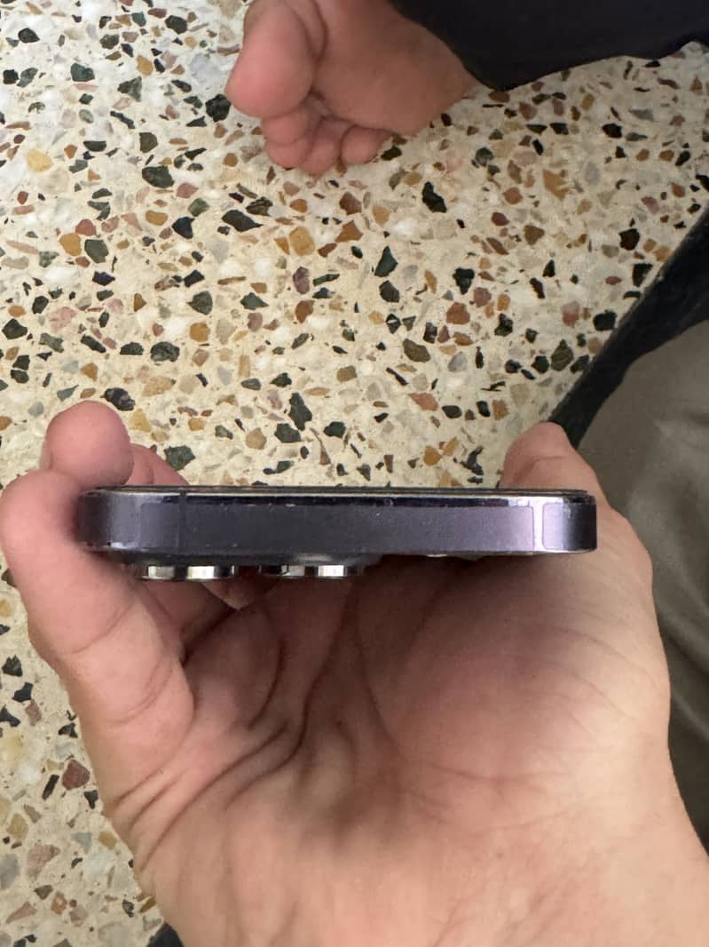 Apple iPhone 14 Pro 4