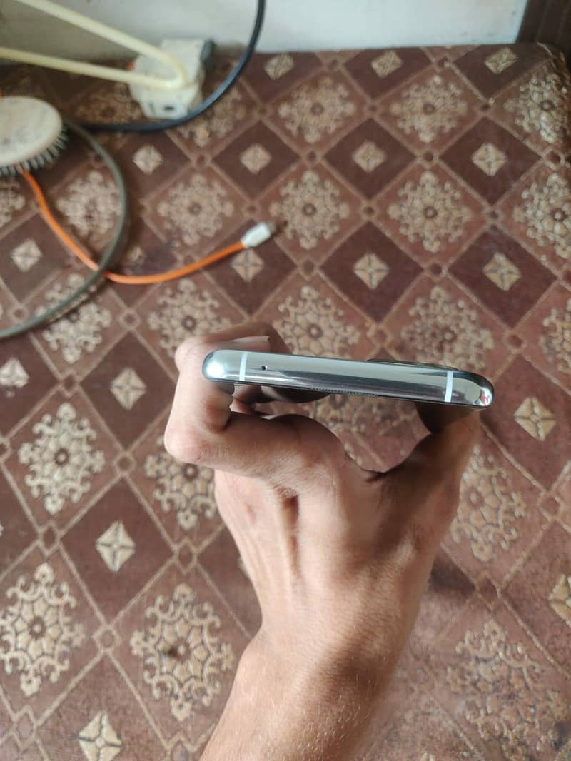 One Plus 9 Pro 4
