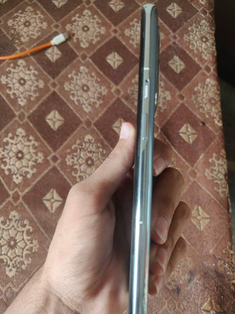 One Plus 9 Pro 5