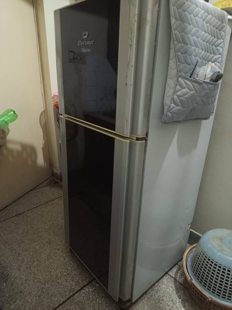 Medium fridge used 12 cft 3