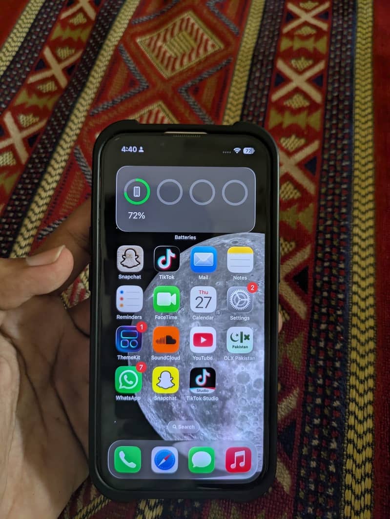 Apple iPhone 13 1