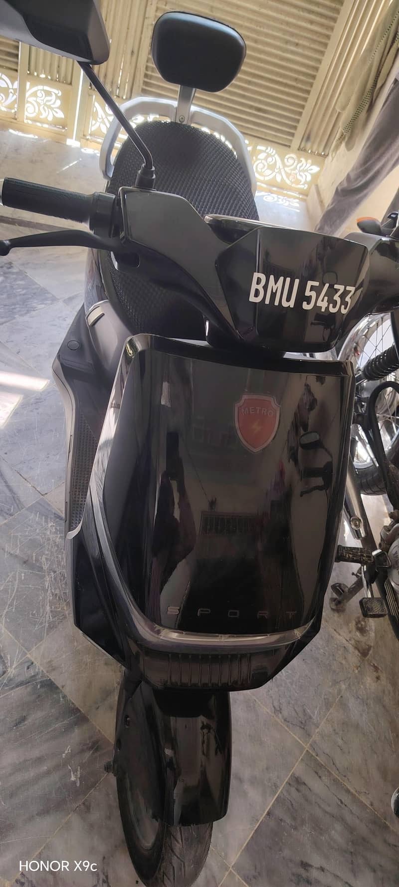 Scooty 0