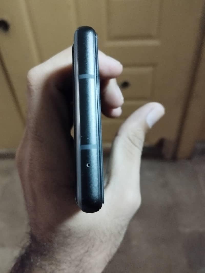 Google Pixel 6a 1