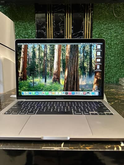 MacBook Pro M1 2020 8/512