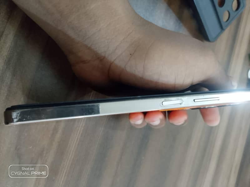 Infinix Note 30 4