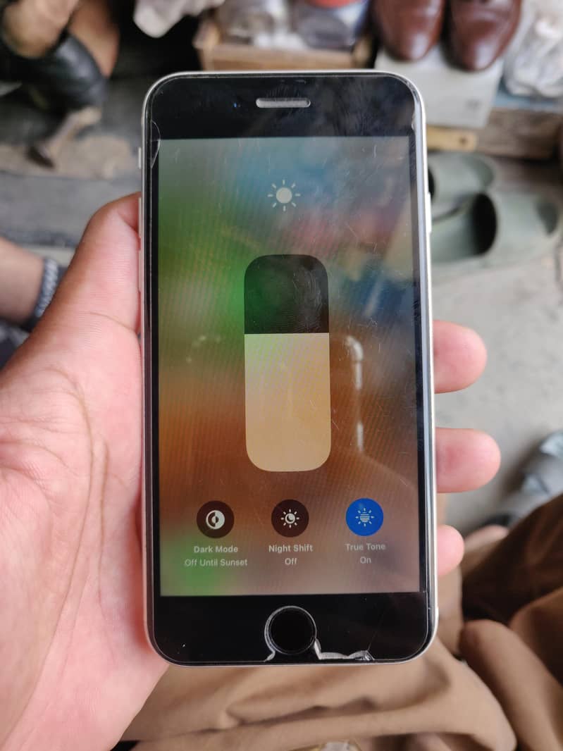Apple iPhone SE 4