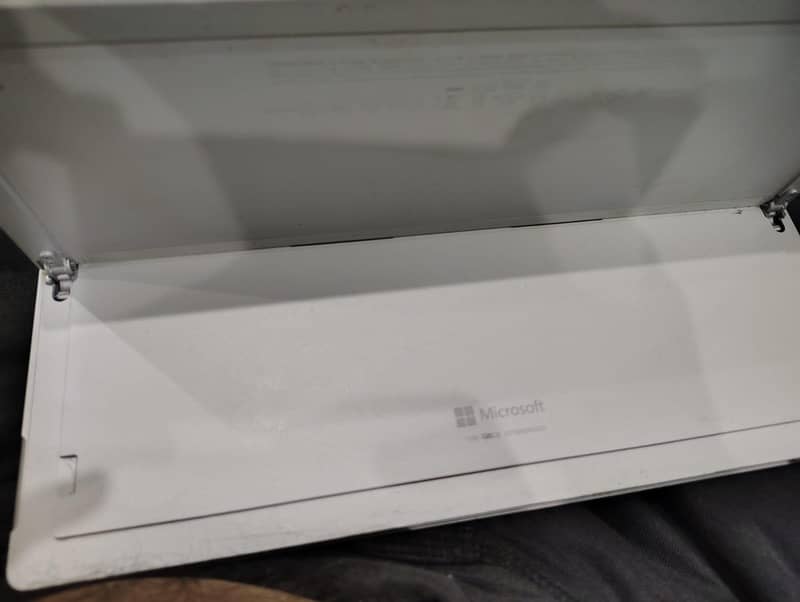 Microsoft surface pro 5