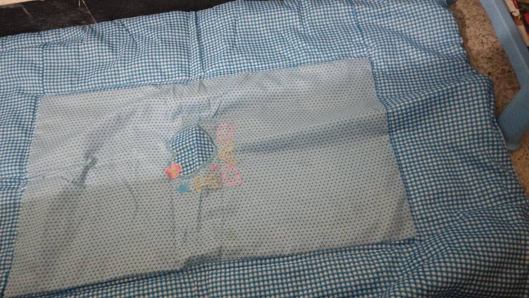 7 PCs set. 2