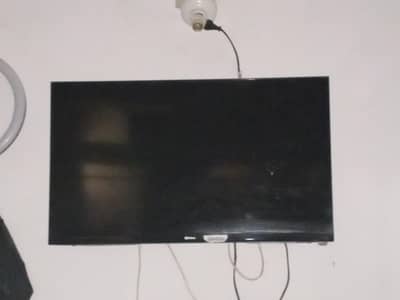 ODEN ULTRA SMART L. E. D TV