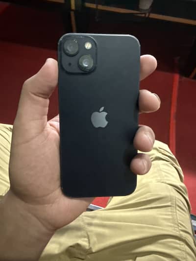 Apple iPhone 13