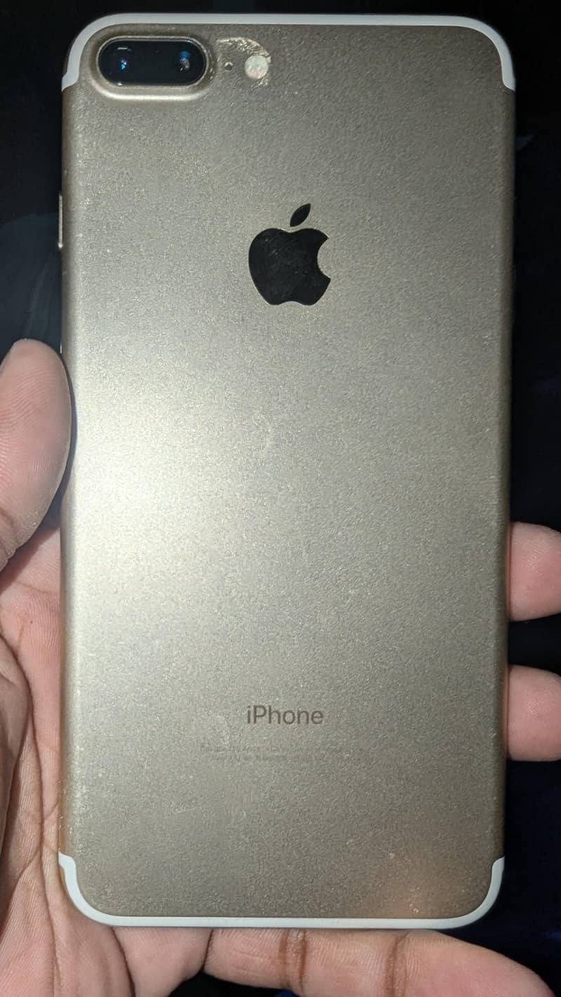 Apple iPhone 7 Plus 1