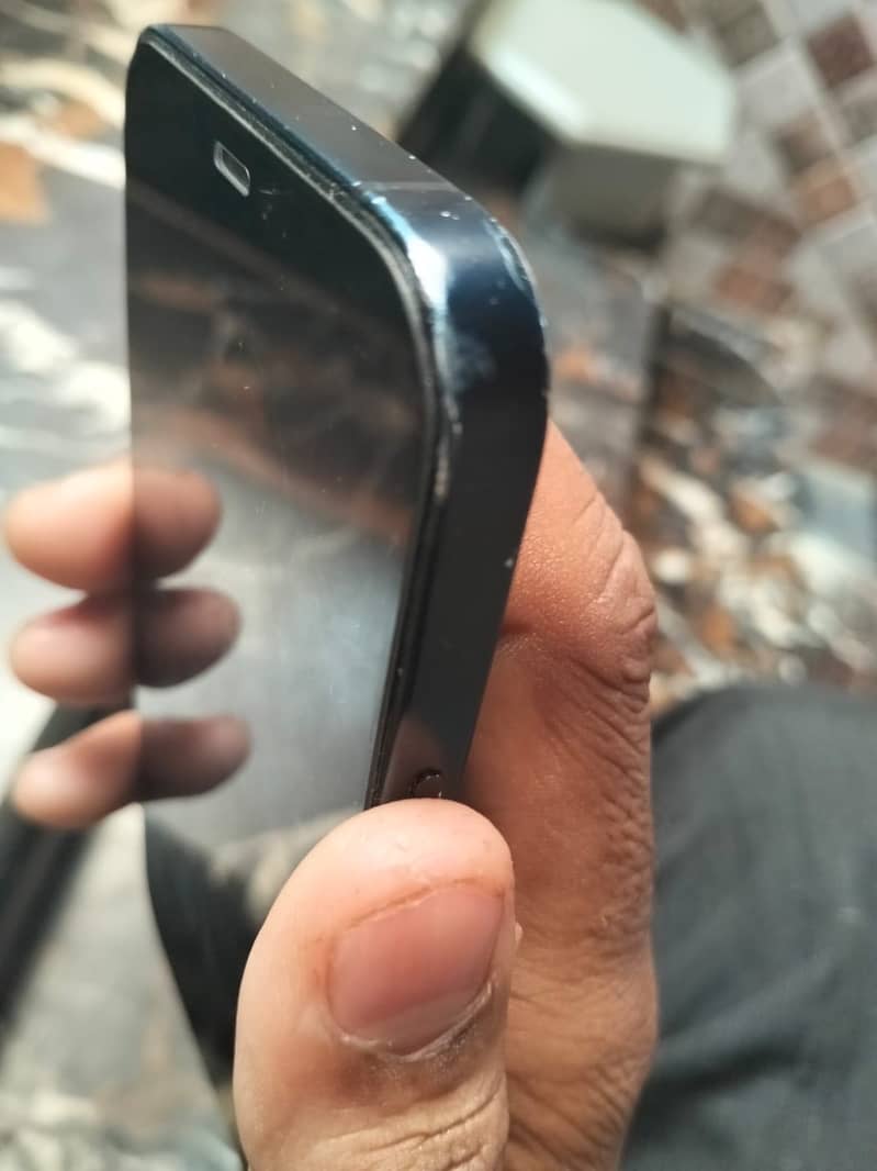 Apple iPhone 12 5