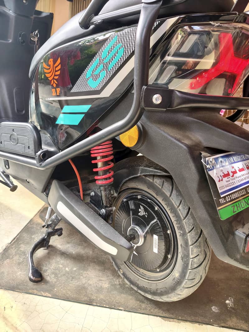 scooty 2