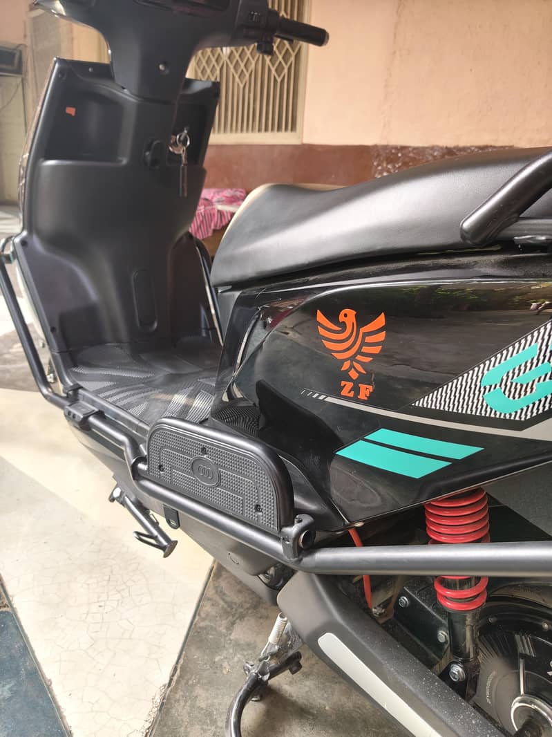 scooty 3