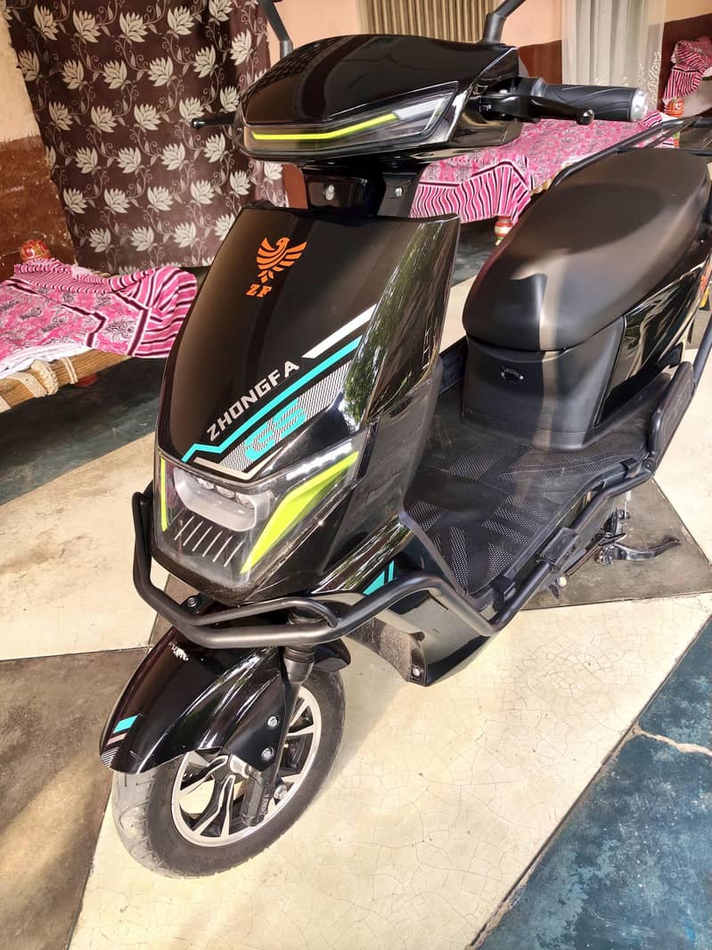 scooty 4