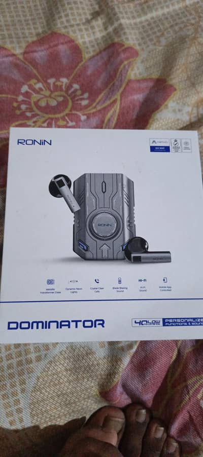 Ronin Dominator Wireless Earpods 4 months used 8 months warranty Avail
