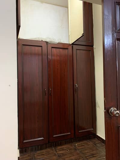 1 kanal full house available for rent