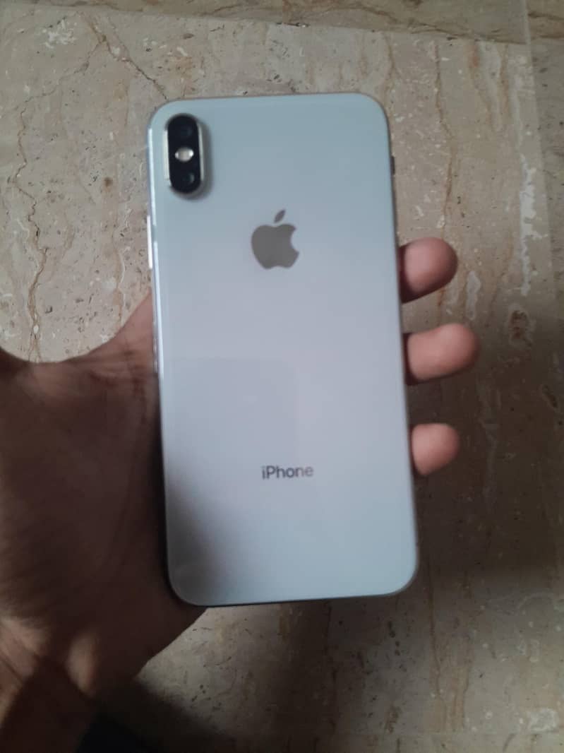 Apple x 0