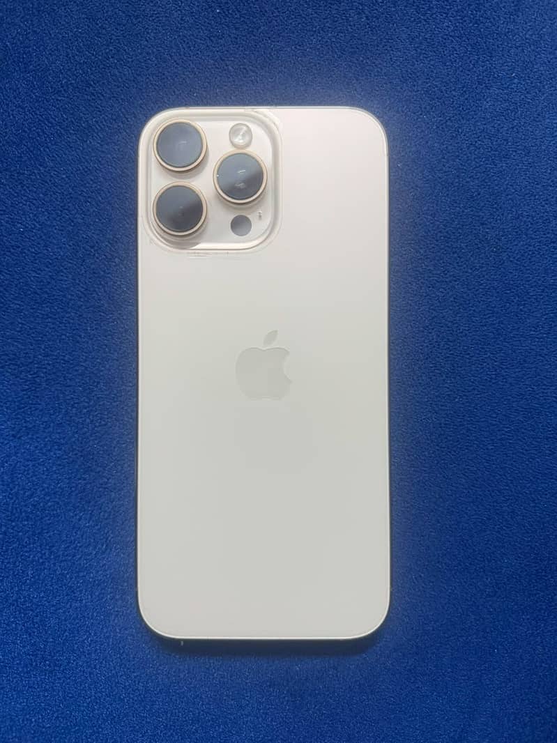 Apple iPhone 16 Pro Max 0