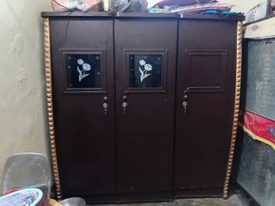 Only whatsapp 03131885696