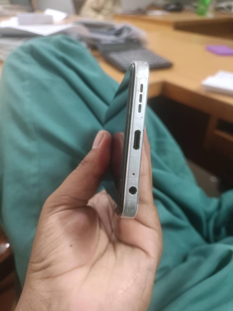 Tecno CAMON 40 0