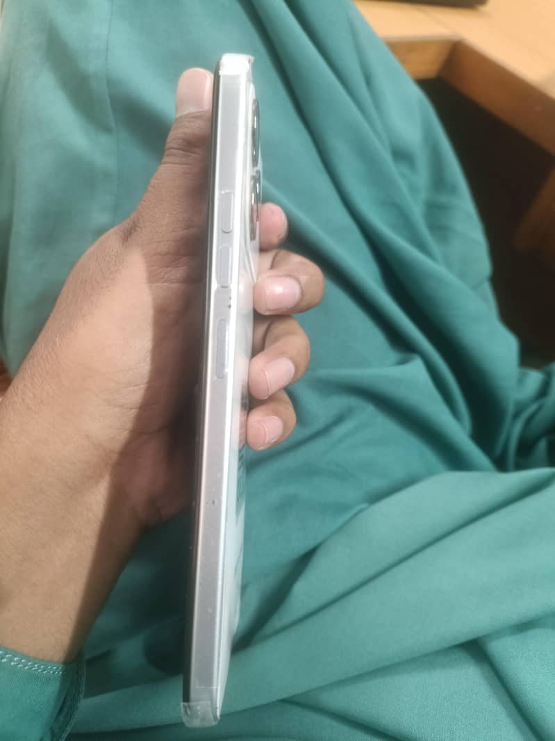 Tecno CAMON 40 2