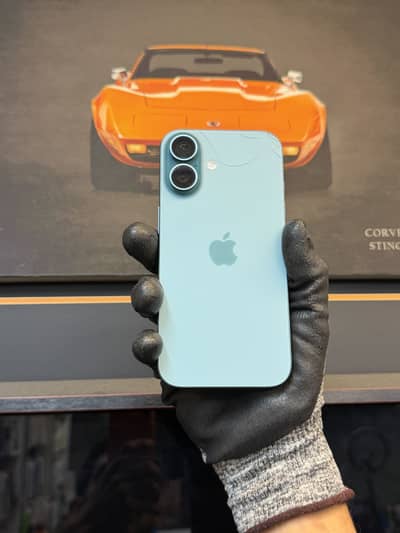 Apple iPhone 16