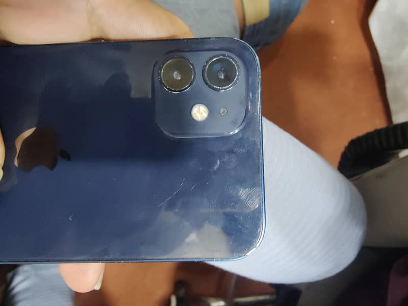 Apple iPhone 12 2