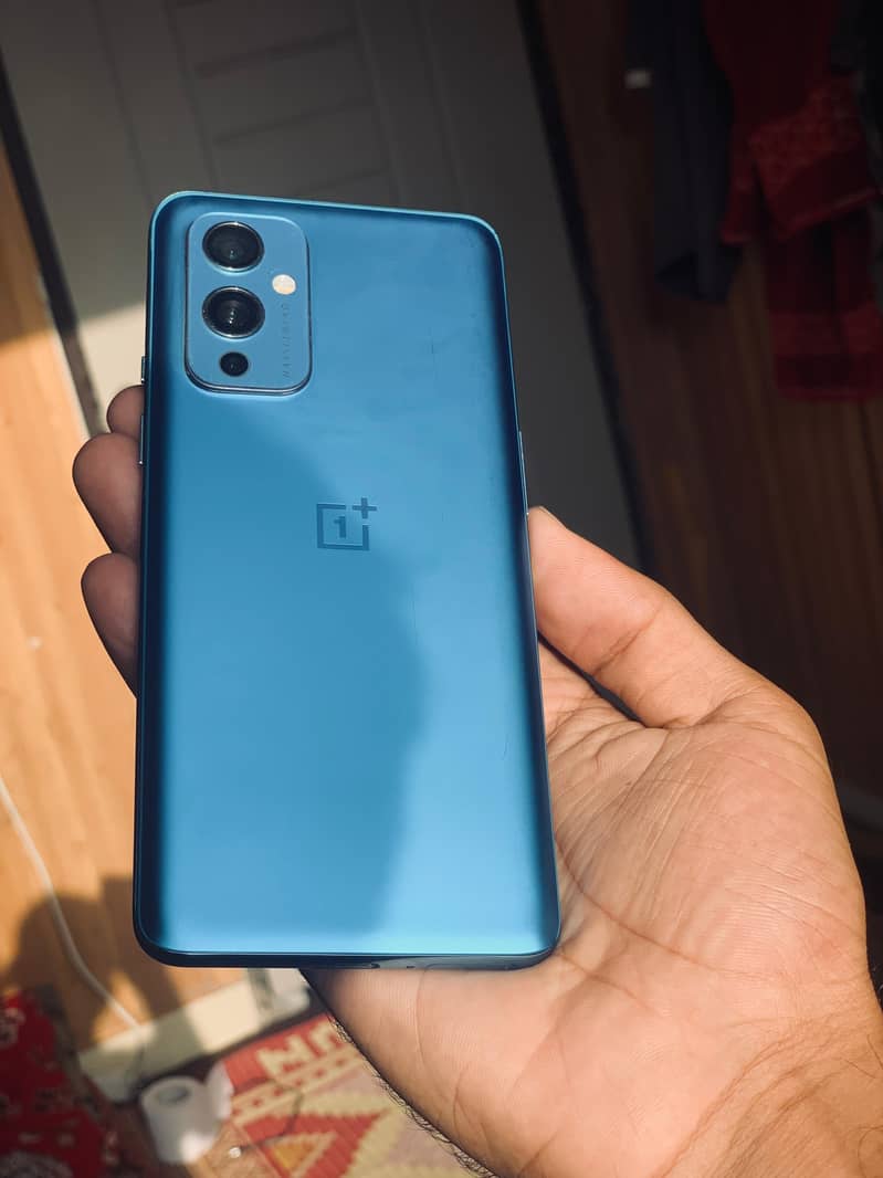 OnePlus 9 5G 1