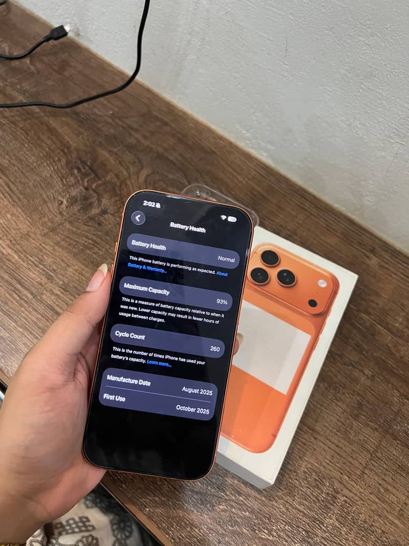 iPhone 17 Pro 4