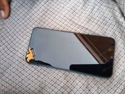 Infinix Hot 8
