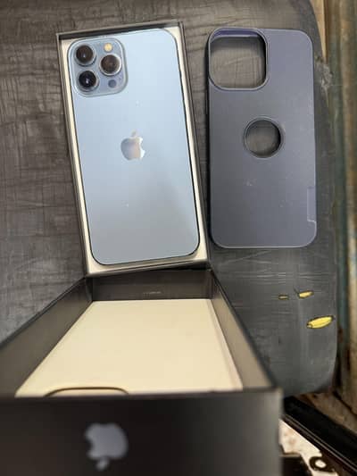 Apple iPhone 13 Pro Max with box