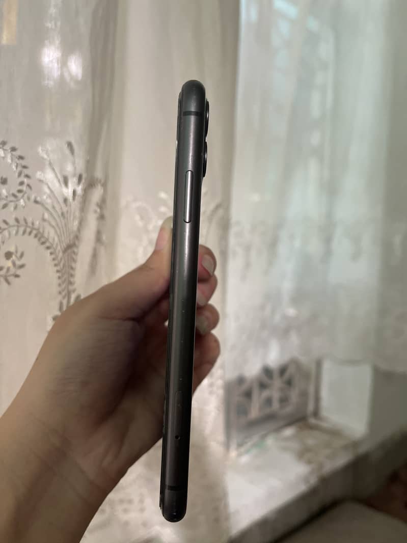Apple iPhone 11 1