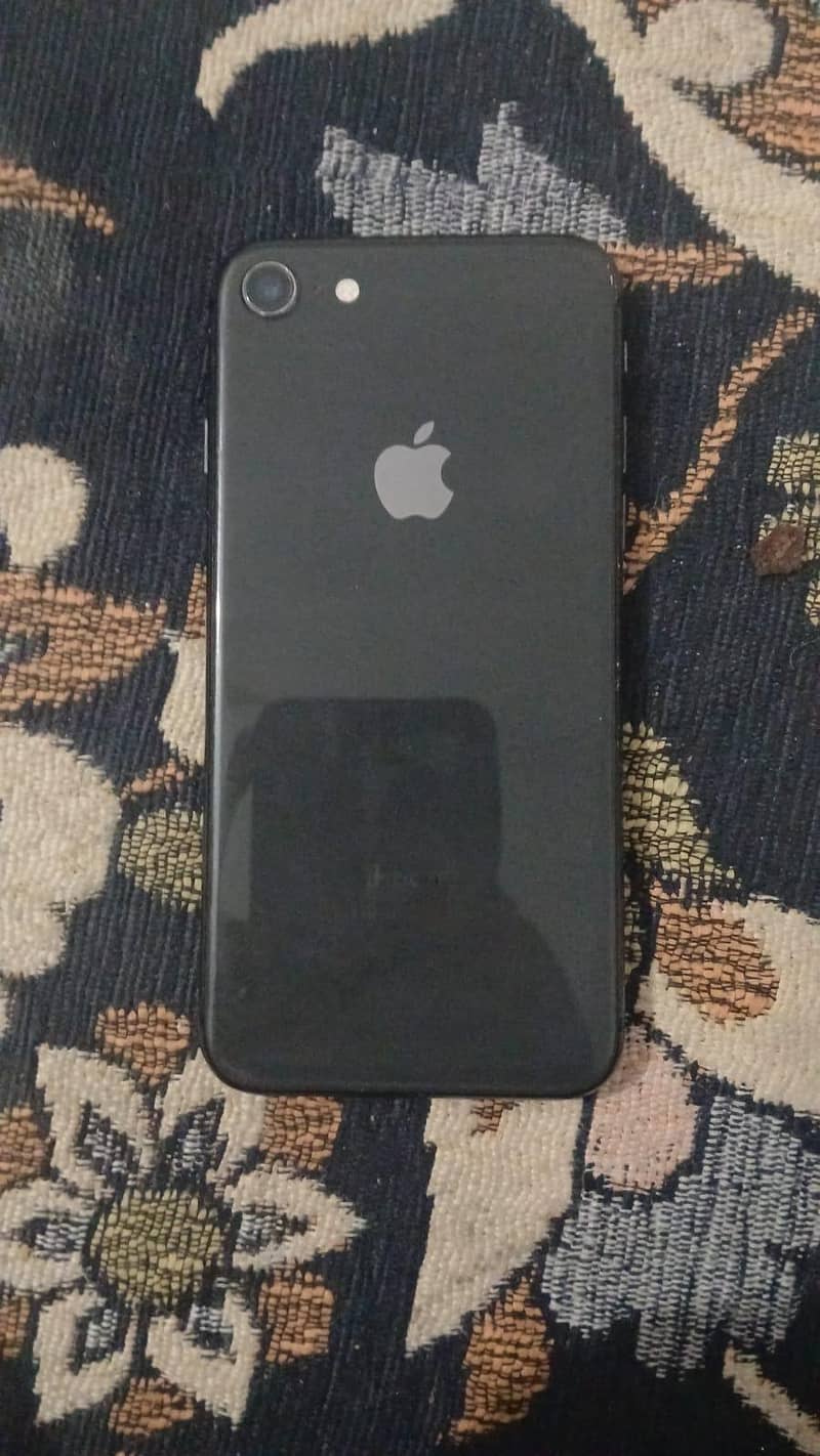 Apple iPhone 8 6
