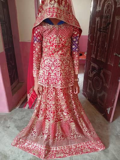 complete bridal set with  jewelry sendal and clutch