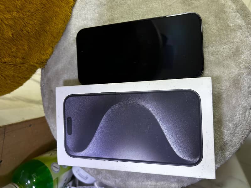 Apple iPhone 15 Pro 0