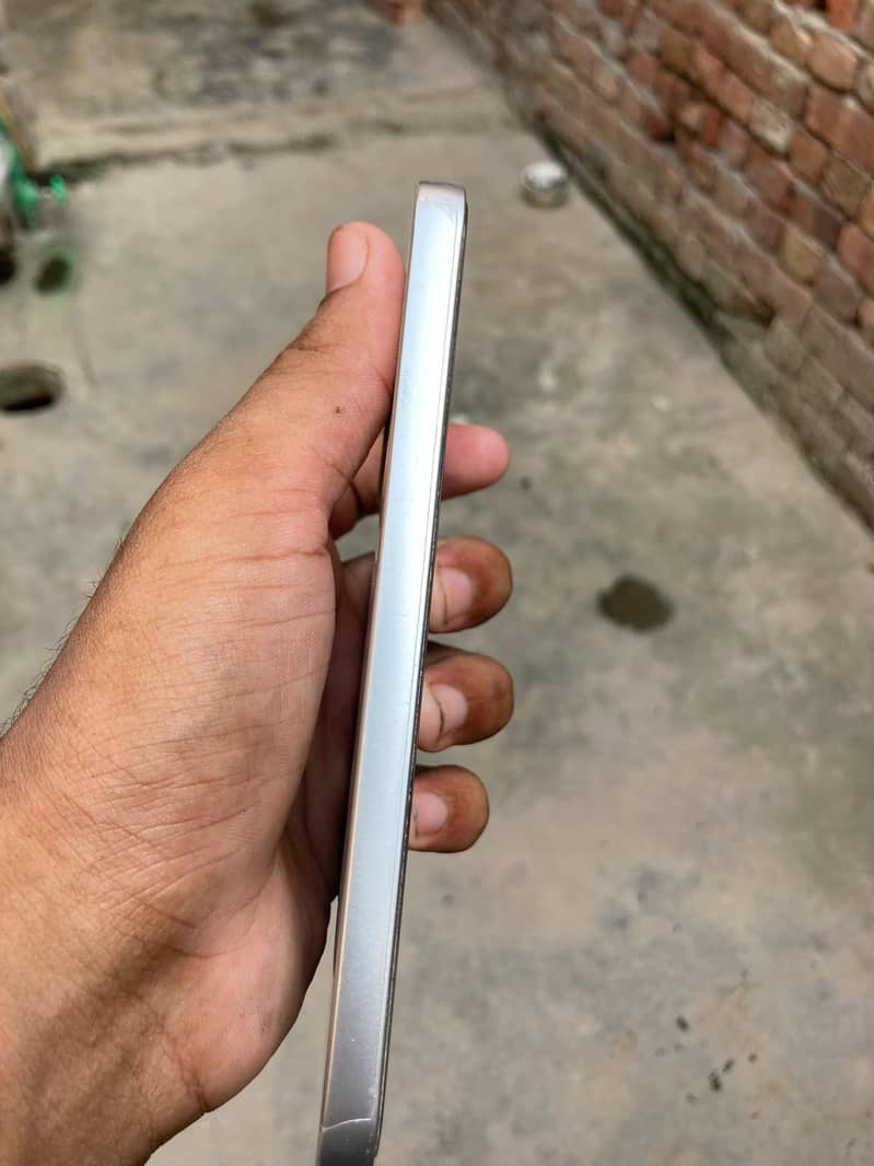 OPPO A6spro 3