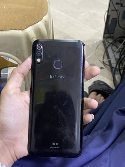 Infinix Hot 8 Lite
