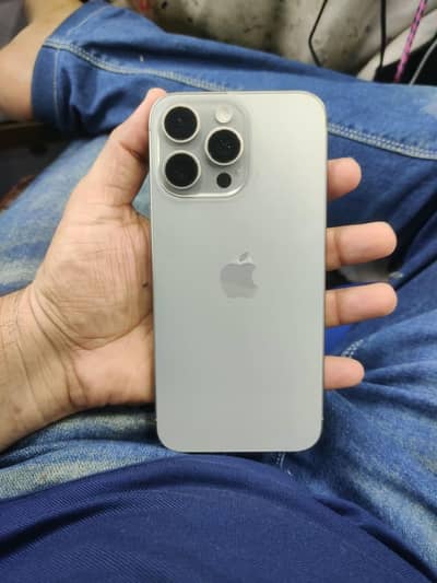 Apple iPhone 15 Pro Max