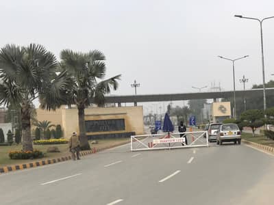 Prime Location 5 Marla Plot For Sale In Crystal Block, Park View City Lahore