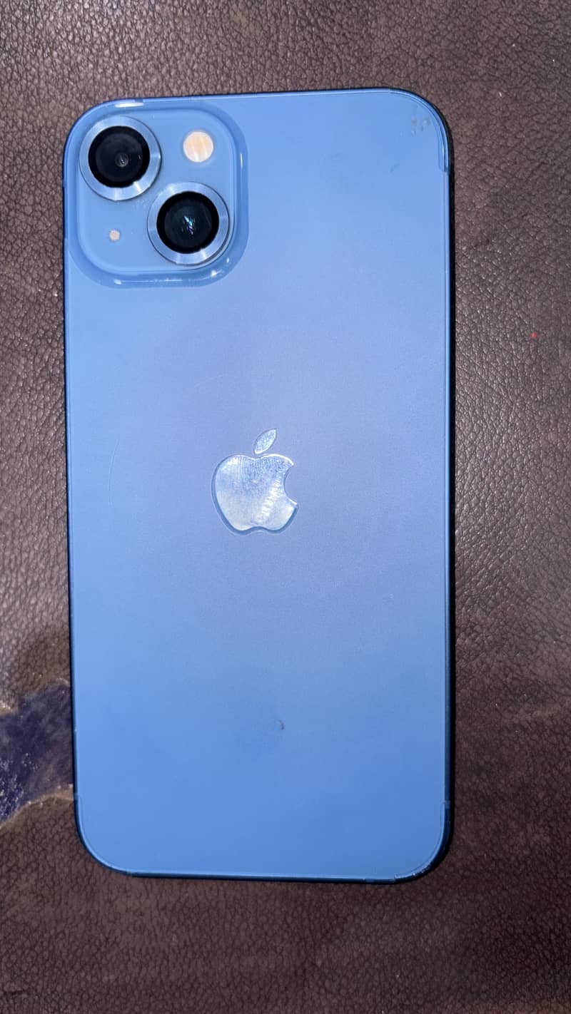 Apple iPhone 13 0