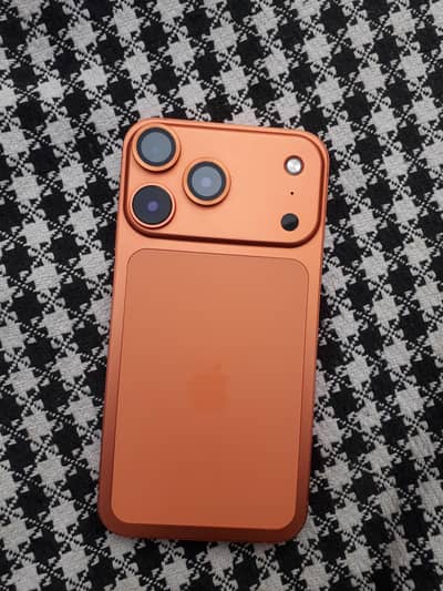 Apple iPhone Xr converted 17 pro max