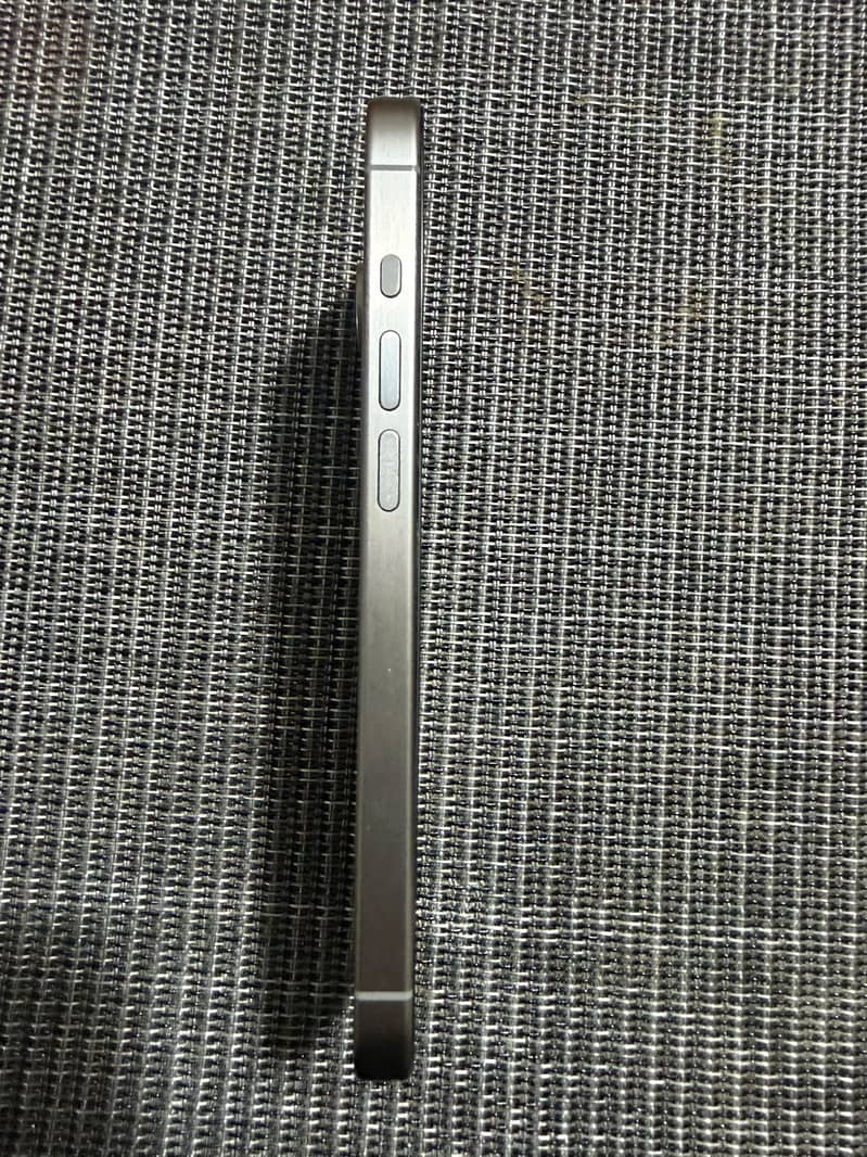 Apple iPhone 15 Pro 5