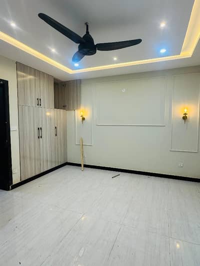 1 Kanal Basement plus First Floor Available for Rent