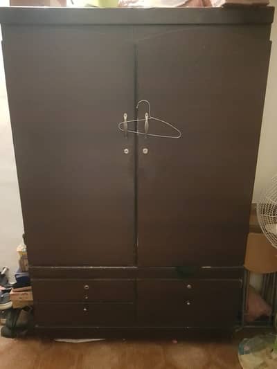 I want to sell a two door wardrop and a show case