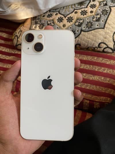 Apple iPhone 13