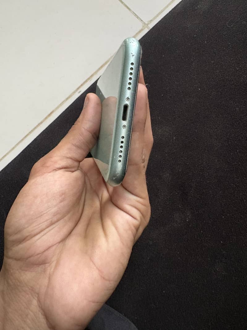 Apple iPhone 11 1