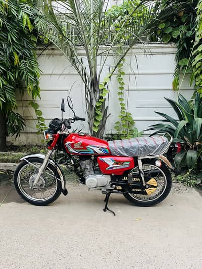 Honda cg 125 2023 model new bike 10/10 condition best for 2024